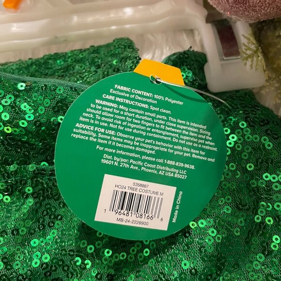 Glamorous Sequin Christmas Dress for Dogs! Size Medium  NWT - Picture 3 of 9